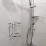 Zumra's White Apartman