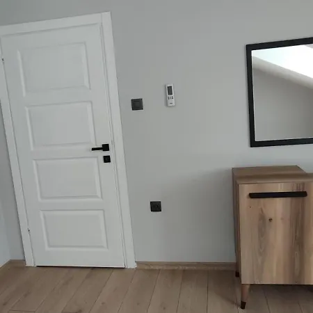 Zumra's White Trabzon