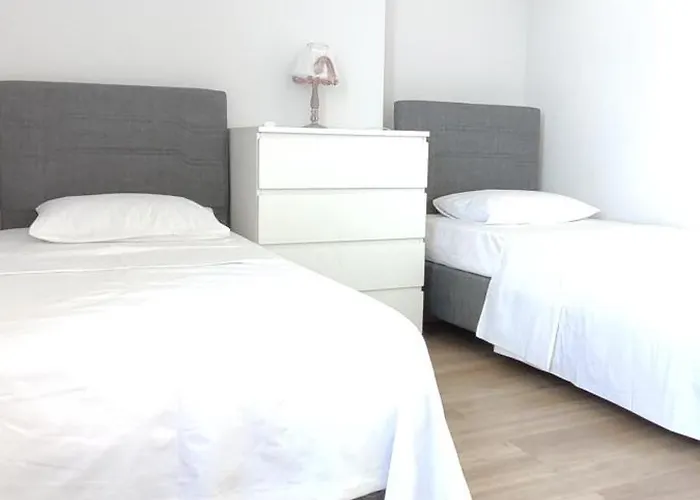 Appartement Zumra's White *