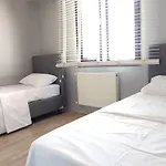Zumra's White Apartamento *