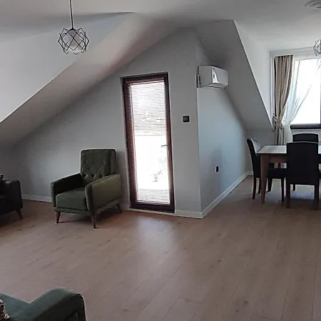 Zumra's White Appartement