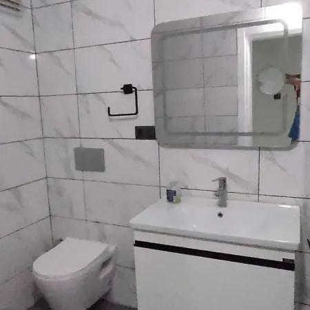 Zumra's White Apartment