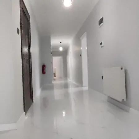 Apartment Zumra's White *