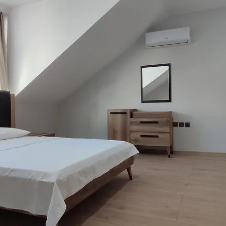 Zumra's White Appartement *