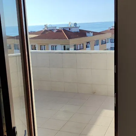 Apartment Zumra's White