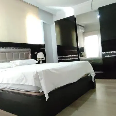 Zumra's White Apartment