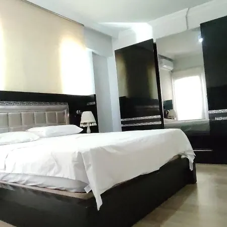 Zumra's White Appartement *