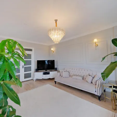 Zumra's White
