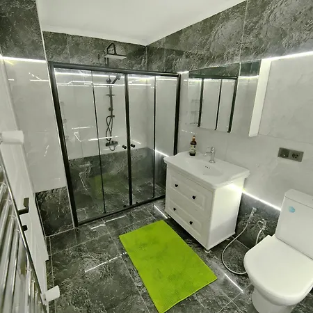 Zumra's White *